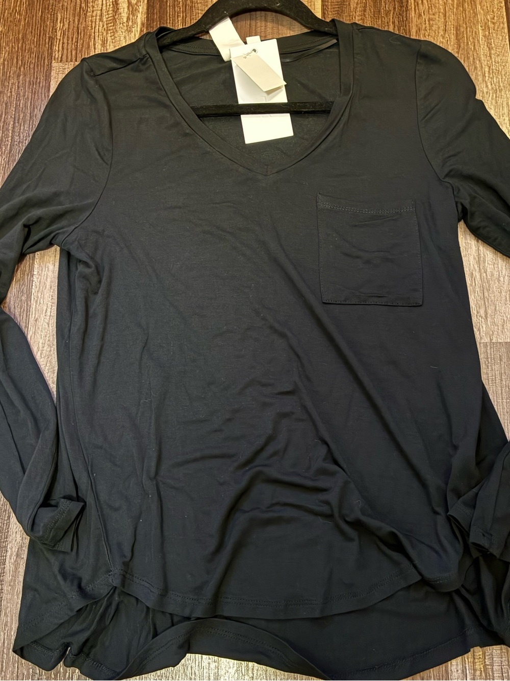 Black V-Neck Long Sleeve Pocket Tee- Women’s Size Small- NWT